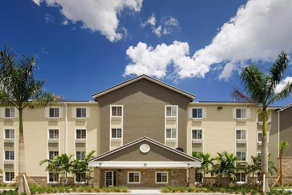 Extended Stay America Select Suites - Fort Lauderdale - Airport - West Дейви Экстерьер фото